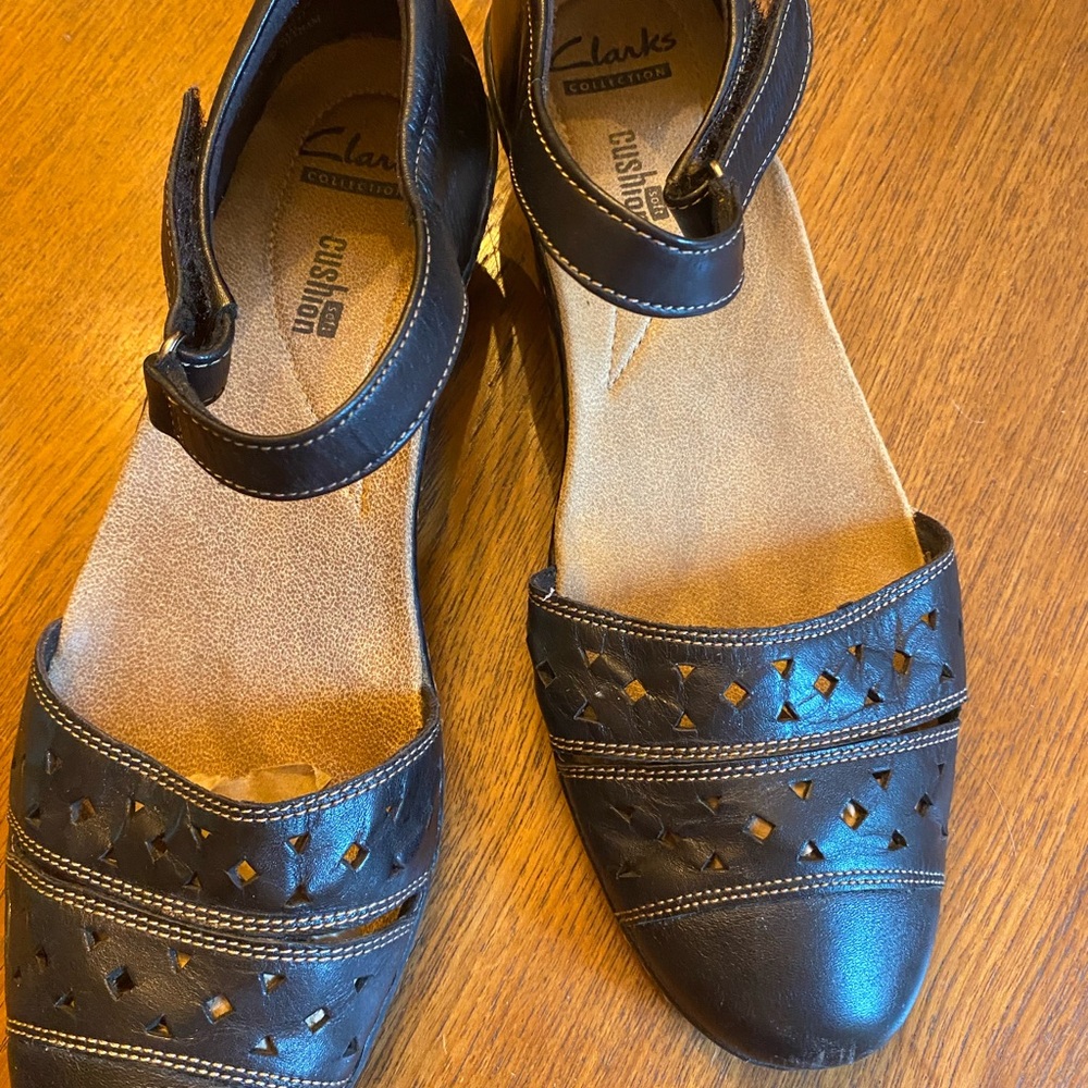 Clarks Black Cut-Out Leather Flats